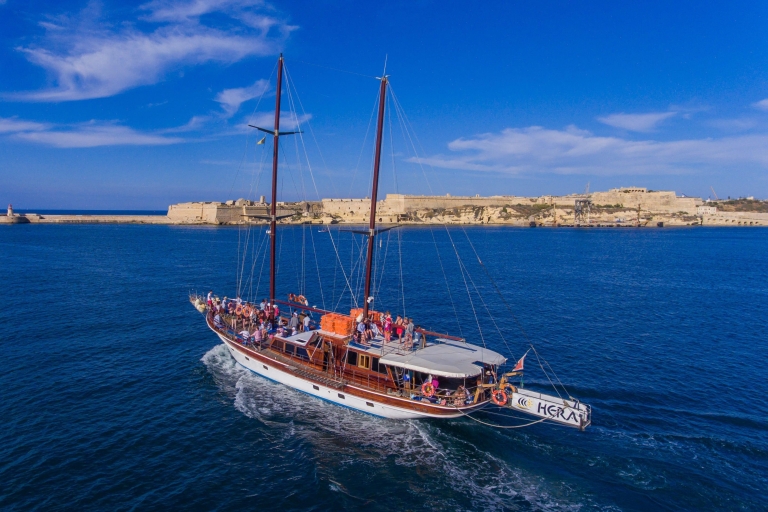 From Sliema: Three Bay Cruise with Lunch and Transfers Without Transportation
