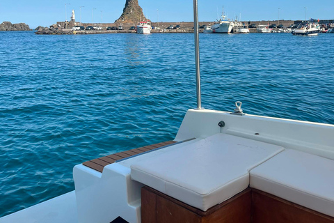 Catania: Sunset Boat Excursion to Acitrezza + Dolphin Watching