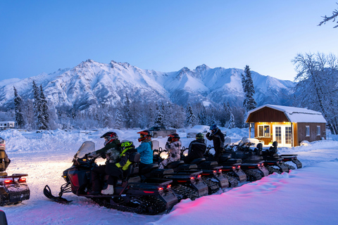 Canmore/ Banff: Snowmobile Riding Adventure in Golden Town