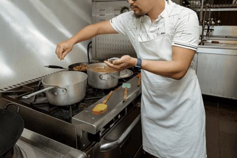Medellin: Colombian Cooking Class with Local Chef