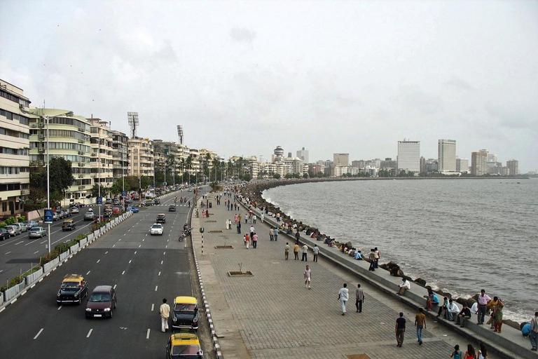 Mumbai: Private Sightseeing Tour with Car and Guide