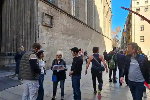 Barcelona: Epicka i średniowieczna wycieczka piesza