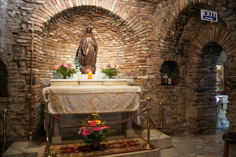 Kusadasi: Ephesus Night Tour with Hotel Transfers
