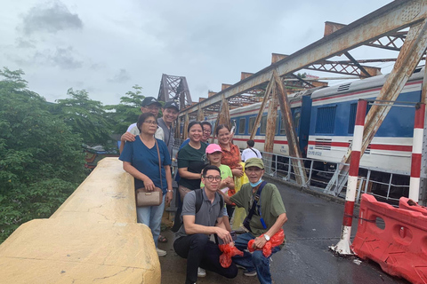 Excursão de jipe pelo bairro antigo de Ha NoiHa Noi Old Quarter Jeeb Tour