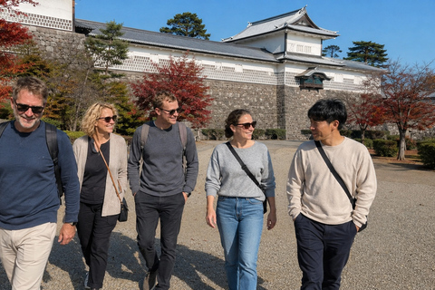 Kanazawa: Kenrokuen Autumn Colors & Castle Walk Early Bird 20% Off – Limited Autumn Offer