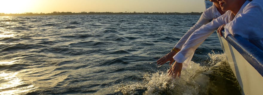 Au départ de Zanzibar : croisière au coucher du soleil en yacht