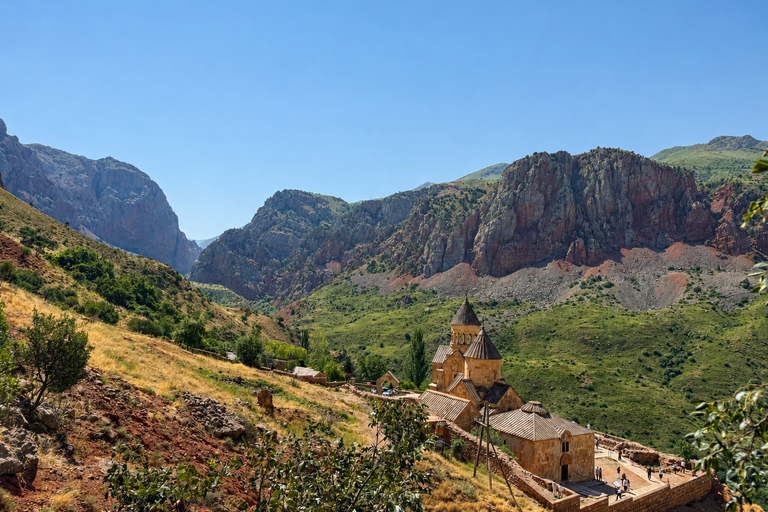 From Yerevan: 2-Day Private Tour to Noravank, Tatev, & Goris