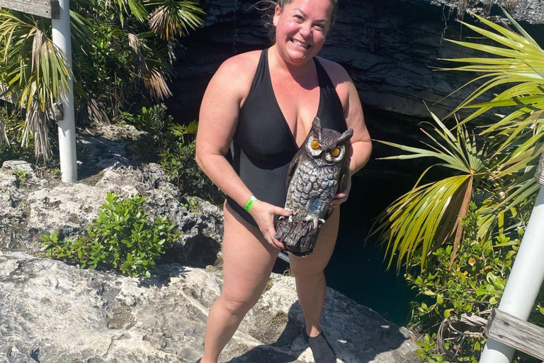 Freeport: Grand Bahama Culture, History & Local Flavors Tour Grand Bahama: City Tour with Tastings and Local Guide