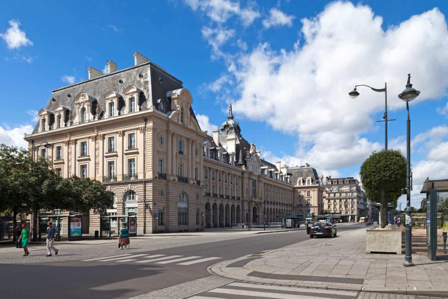 Hallo Rennes: Privater, 2-stündiger Stadtrundgang mit ortskundigem Guide