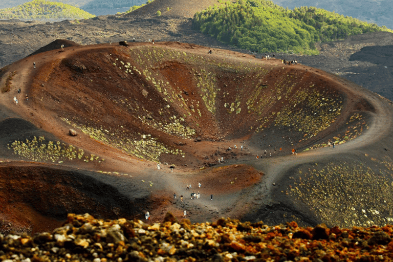 De Malta: Viagem de 1 dia ao Monte Etna e Siracusa com guiaMT. Excursão Etna e Siracusa