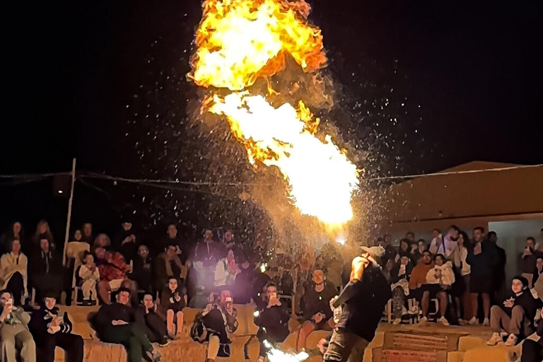 مراكش: عشاء غروب الشمس في أغافاي مع عرض الموسيقى والنار