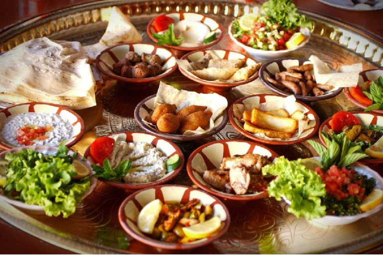 Browar rzemieślniczy AMMOCHOSTOS Degustacja piwa i wycieczka kulinarna po CyprzeNikozja: degustacja piwa z małego browaru rzemieślniczego i wycieczka kulinarna po Cyprze