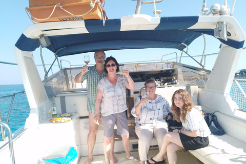 Protaras: Private Boat Tour with Fishing Protaras: Private Boat Tour including fun Fishing (3 hours)