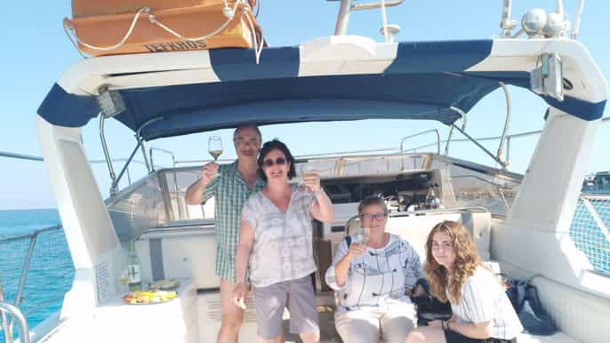 Protaras: Private Boat Tour with Fishing