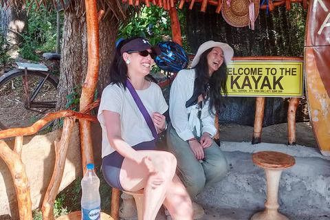 Sigiriya to Trincomalee: Kayaking & Floating Restaurant Tour