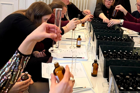 Hamburg: Perfume Workshop to Create Your Own Scent
