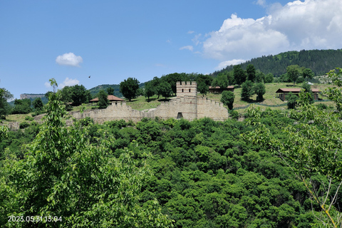 From Bucharest: Wallachian-Bulgarian Kingdom Day Trip