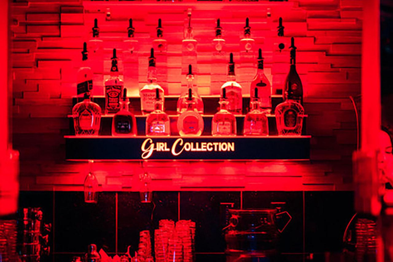 Las Vegas: Night Out at Clubs with Free Drinks and Party Bus Latin Club Crawl