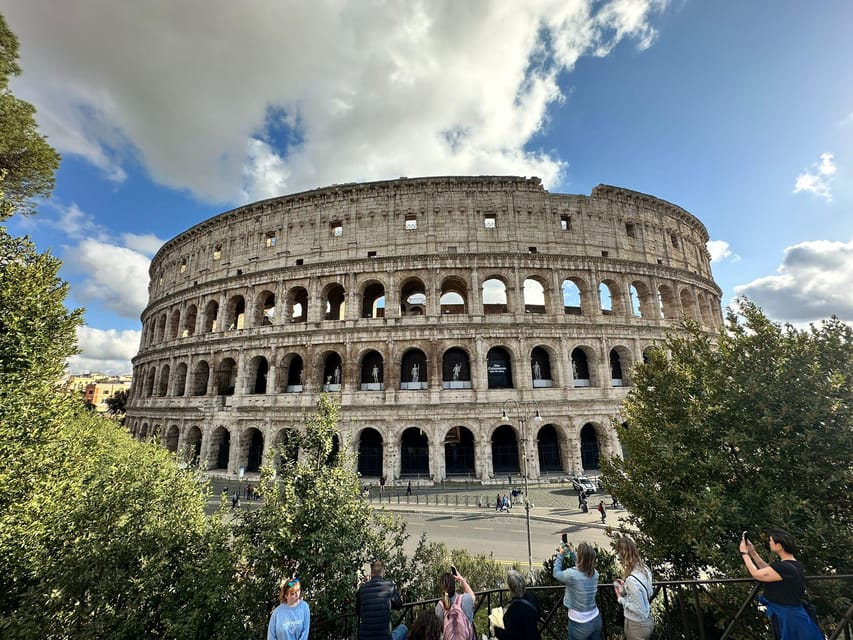 Rome: Colosseum, Roman Forum & Piazza Venezia Exterior Tour | GetYourGuide