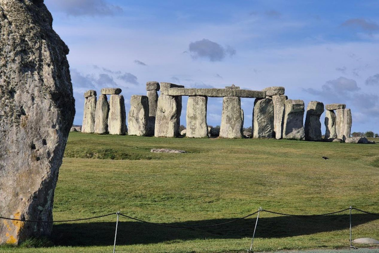 Stonehenge & Sacred Land Guided Driving Tour Per person
