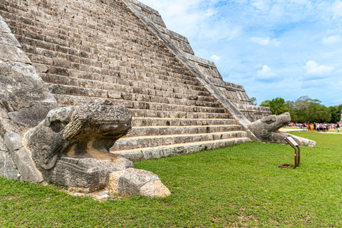 Chichen Itza och Ek Balam-ruinerna + Cenote med lunchAvresa från Tulum