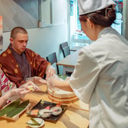 Osaka Dotonbori: Sushi Making Experience