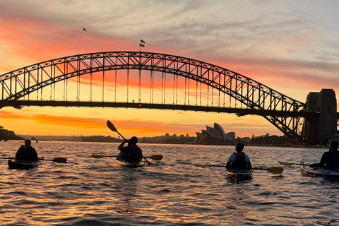 Sydney: Sunset Kayak Tour with Opera House Views