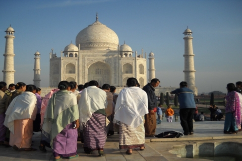 2 Tage Taj Mahal & Delhi Sightseeing Tour mit FrühstückTour nur mit 3-Sterne-Hotel, klimatisiertem Auto und lokalem Reiseführer.