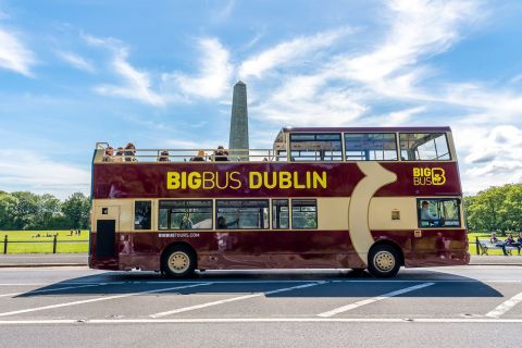 Dublin: Hop-On/Hop-Off-Sightseeing-Tour mit Live-Guide