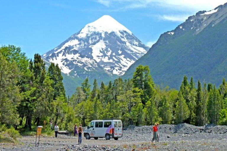 San Martín de los Andes: Lake Huechulafquen and Lanín Volcano