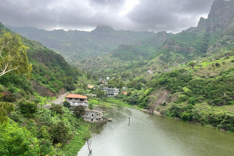 Hiking: From Serra Malagueta to Ribeira Principal