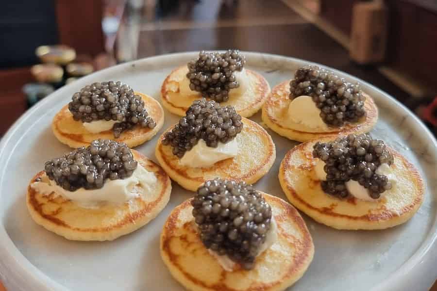 Finnland: Nordic Caviar House in Helsinki. Verkostungserlebnis. Foto: GetYourGuide