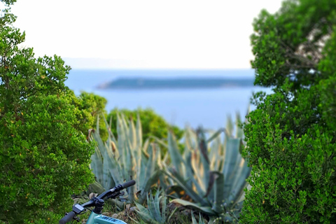 Odkryj półwysep Lustica na rowerze elektrycznym