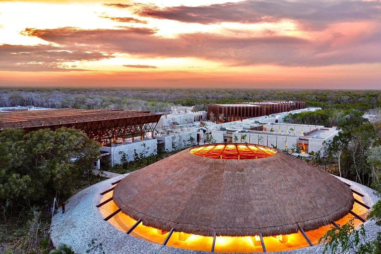 Tulum Archaeological Zone and Jaguar Park With Transfer and Lunch