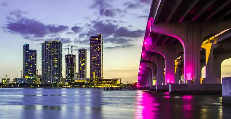 Miami Skyline Sightseeing Cruise and Millionaire's Homes photo 11