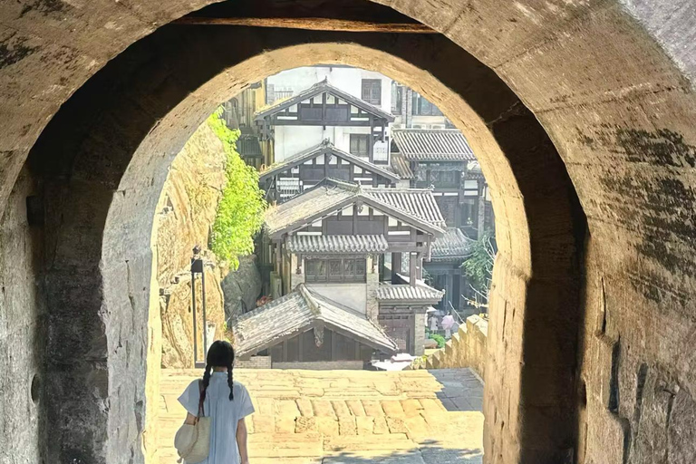 Chongqing: Kui Xing-toren, oude wijken en rondvaart op de YangtzeChongqing: Kui Xing-toren, oude stad en rondvaart op de Yangtze