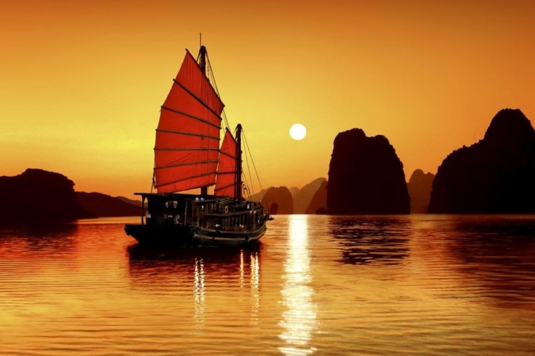 From Hanoi: Halong Bay Private Round Trip Transfer 45-seat County