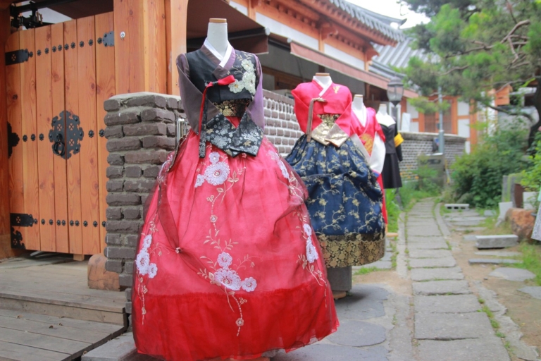 Vanuit Seoul: Jeonju Hanok Village en Gyeonggi-heiligdomtourGedeelde rondleiding, ontmoeting in Myeongdong