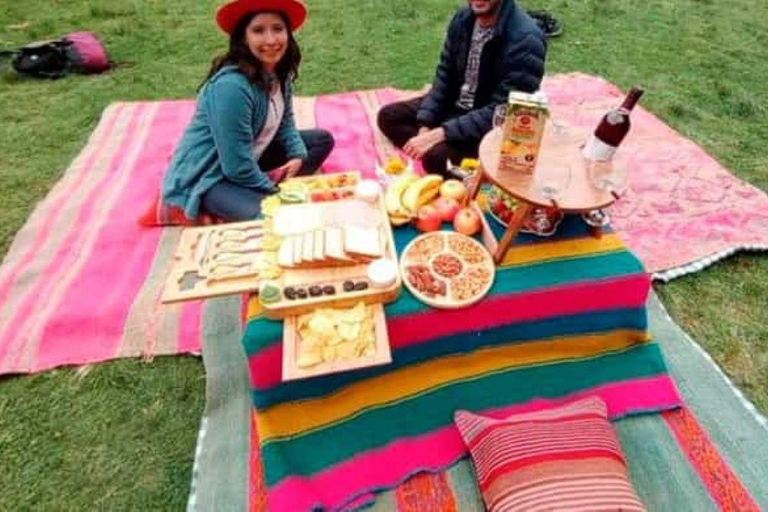 Cusco: Tecsecocha cliffs + Picnic | private |