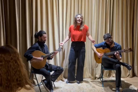 Lisbon: Live Fado Show in Historic Alfama with Port Wine