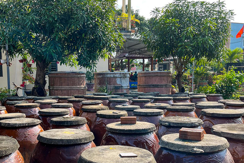 Vietnamese cultuur uit drie regio's in Hoi AnPrivé rondleiding