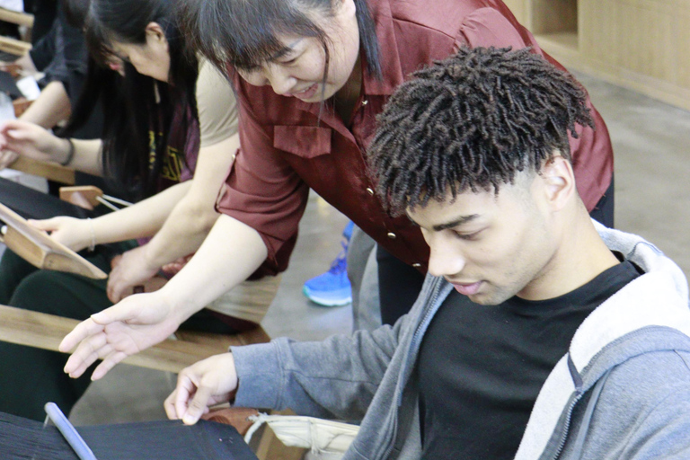 Zhangjiajie: Tujia Brocade Weaving and Tie-Dye Workshop
