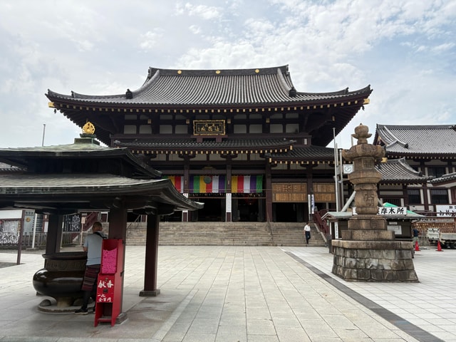 Kawasaki: Daishi Temple and Local Flavors Walking Tour