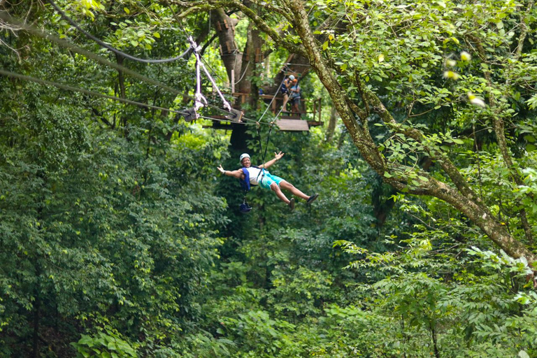 Damajagua: Aventura em tirolesa e cachoeira com almoço