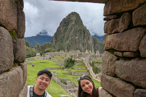 Cusco 4-d | Humantay Lake and Machu Picchu | All Included Cusco 4-d+ 2⭐Hotel | Humantay Lake and Machu Picchu
