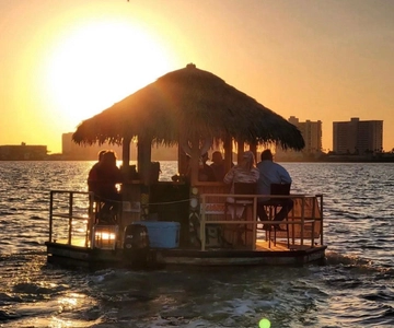 Clearwater Beach: Sunset Tiki Cruise