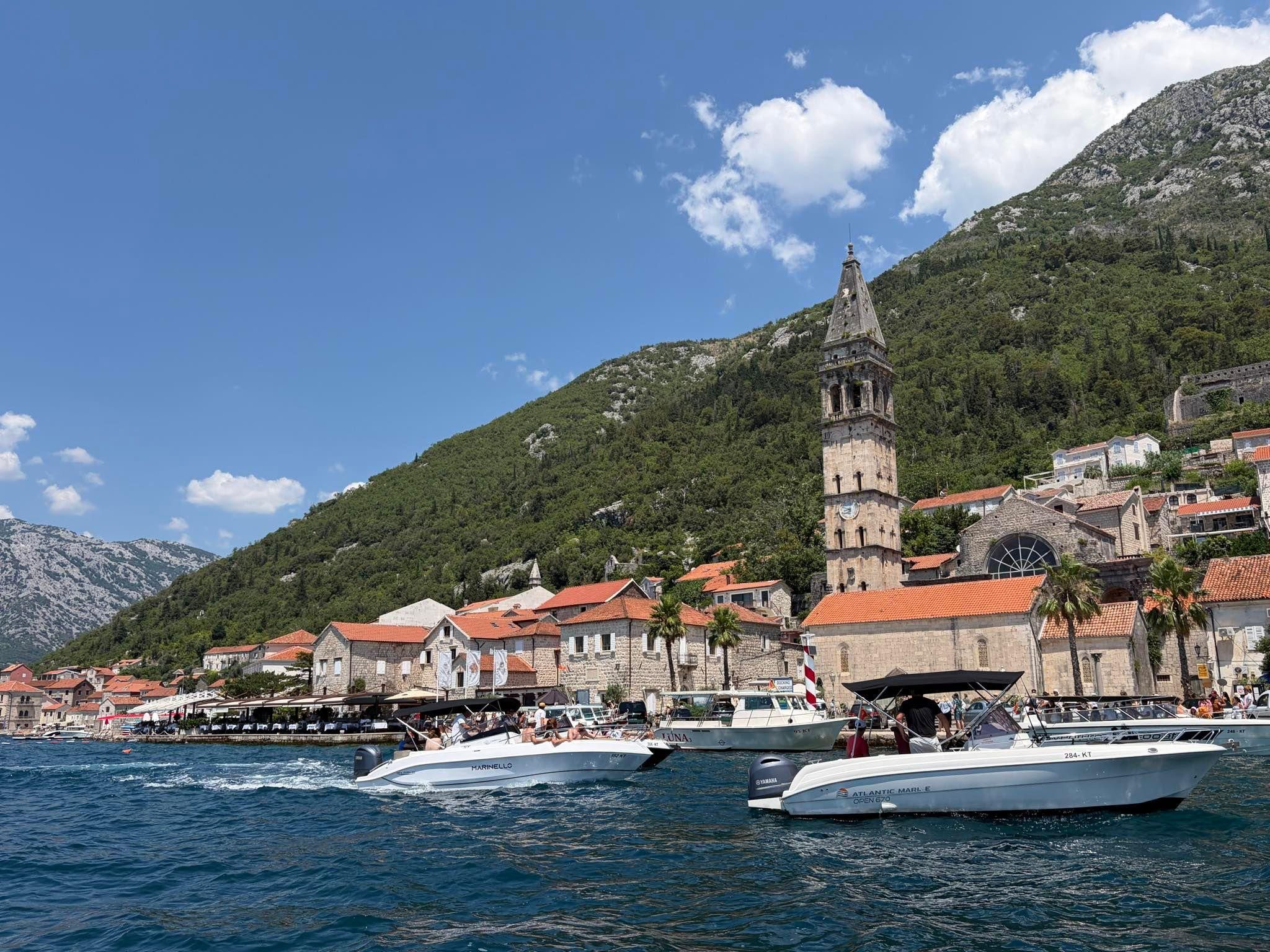 Kotor: TukTuk-Tour nach Perast mit Freizeit & Schwimmstopp