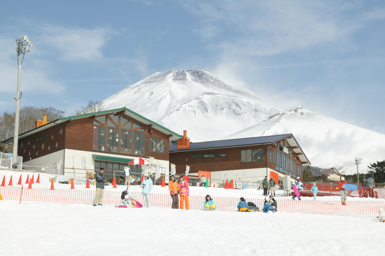 Desde Tokio: Excursión de un Día de Esquí de Invierno en la Estación Nieve Fujiyama YetiB (SKI + FORFAIT), nos vemos en Shinjuku
