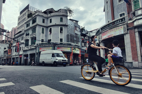 Guangzhou: Private Tour to old city and taste Canton food