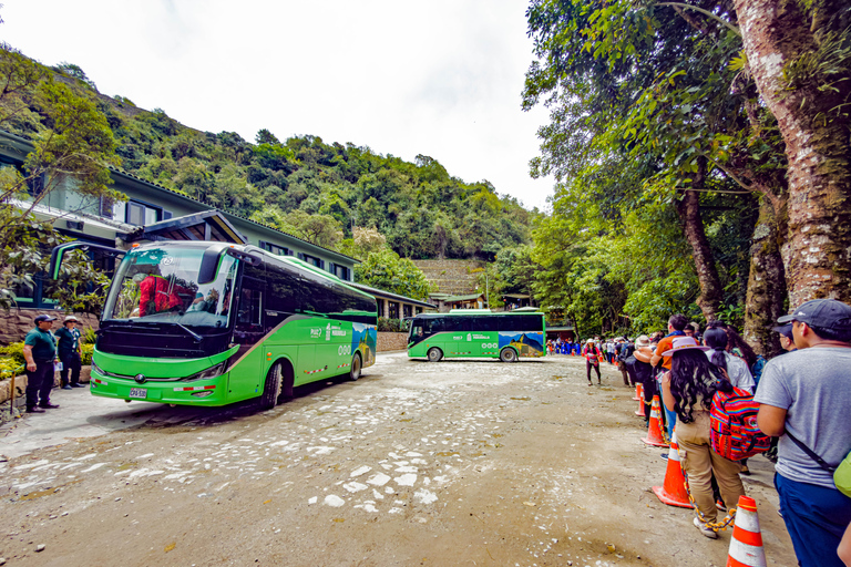 Machu Picchu: Circuit 2A (Classic Route) + Bus & Local Guide Last-Minute: Circuit 3B with Guide Included